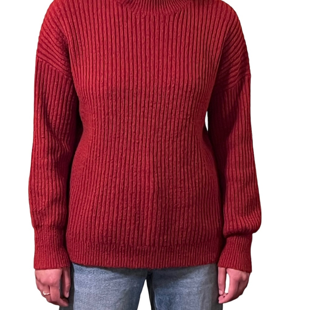 Brick red sweater